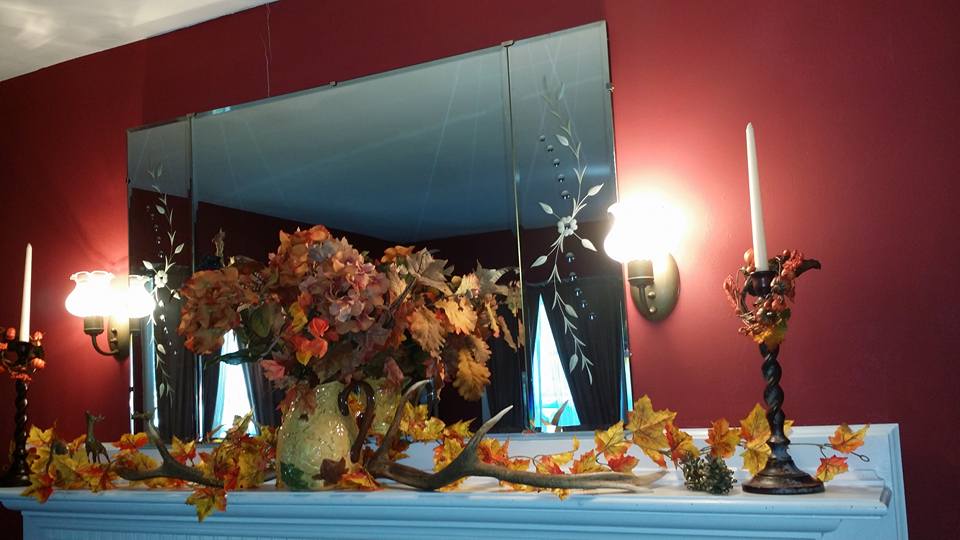 Fall decorations on the living room mantle